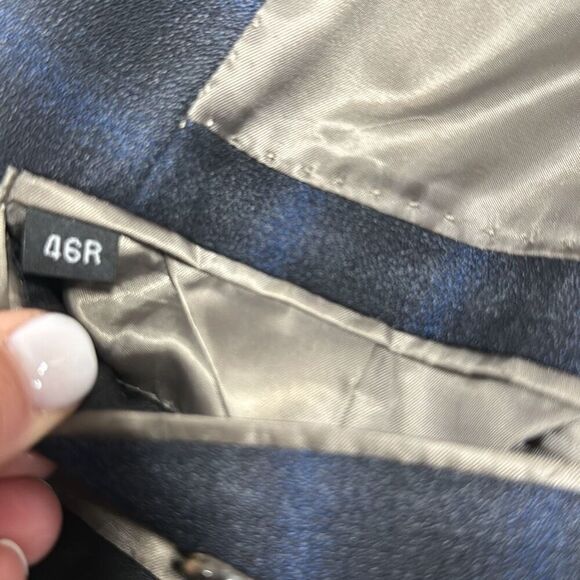 Jean Paul Germain Men’s Blue & Black Check Wool Blend Blazer Size 46R - Picture 7 of 7